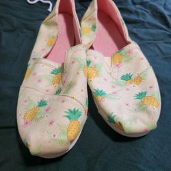 Womens Pineapple Toms