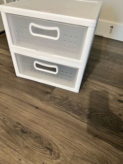 Plastic stackable drawers