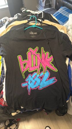 Size xl blink 182 shirt for men