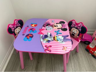 Minnie, mouse kids table