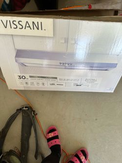 Visaani under cabinet Range hood
