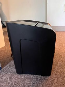 Brand New (out of box) NEVER USED Paper Shredder