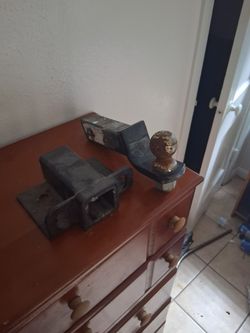 Mount and hitch