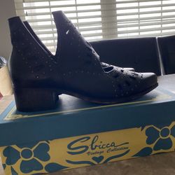 Sbicca Booties Size 10