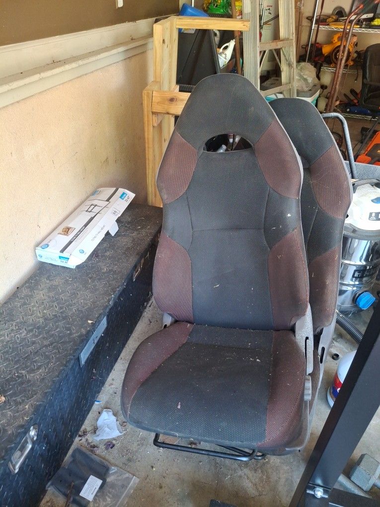 Toyota Pick Up Seats