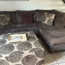 Sectional Couch 