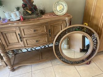 Curio & Mirror