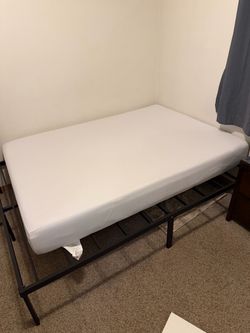 Full size memory foam mattress & queen size bed frame