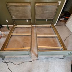 Twins Bed Frames