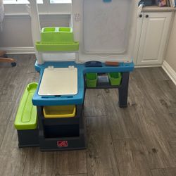 Step 2 Kids desk, Wipe board, Chalk board