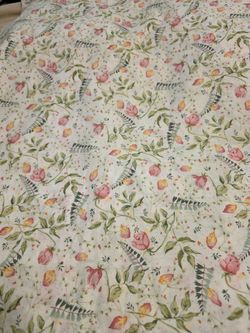 Botanical garden by Ellie Green. Karaca Hone.  44" x 140"
