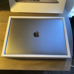 Macbook Pro 13 Inch 2020