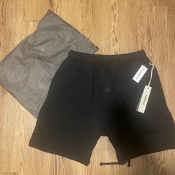 Essential Shorts