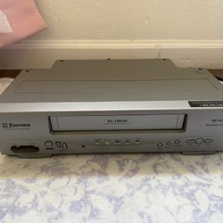 Emerson 4 Head VHS VCR Cassette Player Tested Working 