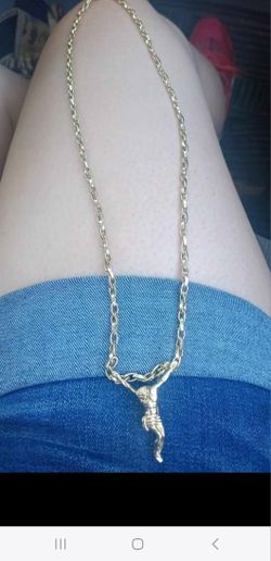 14k Crucifix Pendant And Chain 