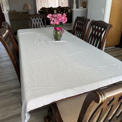 Dinning Table and Chairs 
