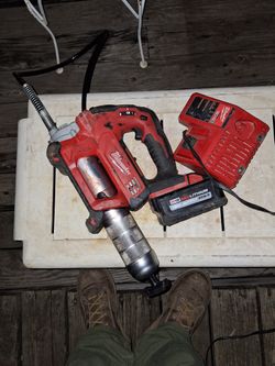 Milwaukee Grease Gun