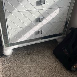 Bed Set With Dresser, Mirror, And Night Stand For Sell