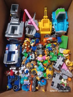 Lot of a bunch of Paw Patrol action figures