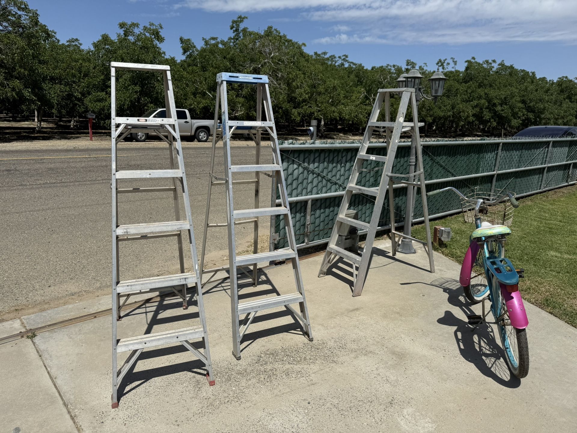 6’ Ladders