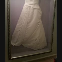 2005 Maggie Sottero Wedding Dress