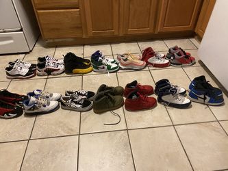Sneakers all between size 4 and 3