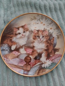 ESTATE SALE!  Kitten Country Heirloom Plate 