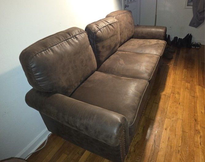 Abduallah Faux Leather Sofa 78"