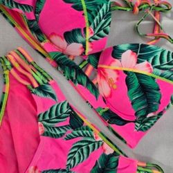Two Piece Swimwear Hawaiian Woman's Bathing Suit Small