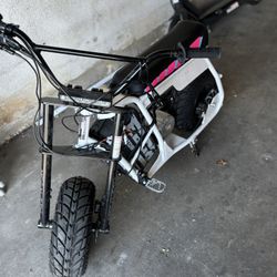 E Box Dragster (CASH ONLY)