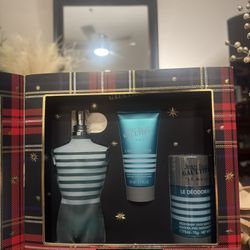 Jean Paul Gaultier Le Beau  And Jean Paul Gaultier Le Male, Jean Paul Gaultier Gaultier Divine, Jean Paul Gaultier Gaultier Divine Le Perfum