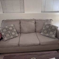 Couch / Queen Bed 