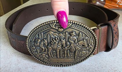 New western horse and cowboy belt buckle and PU belt