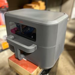 CRUXGG 9 qt Air Fryer, Smoke Gray - TriZone Technology