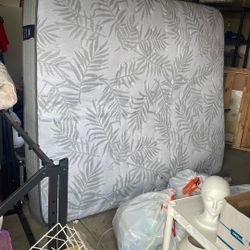 California King , With 2 Bed Frames , Sheets And Comforter