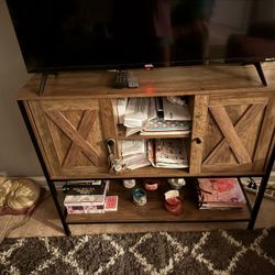 TV Stand 
