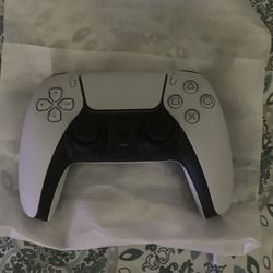 PlayStation 5 White controller 
