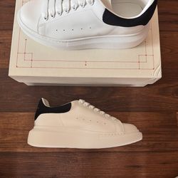 Alexander McQueen 