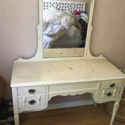 Beautiful Antique Desk / Vanity