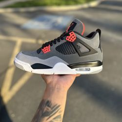 Air Jordan 4 Retro Infared Size 8.5 MENS for Sale in Salt Lake City UT OfferUp