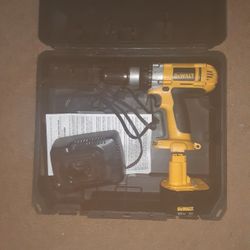 DEWALT POWER DRILL$$$$$$$