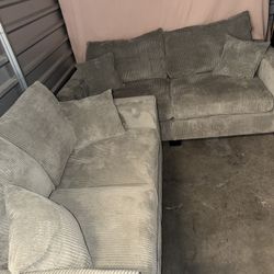 Sofa/Living Room