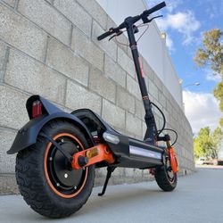 Electric scooter