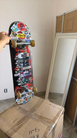 Skateboard