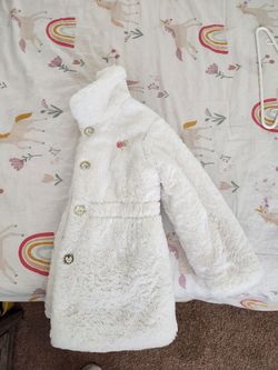 Little girl coat size 5