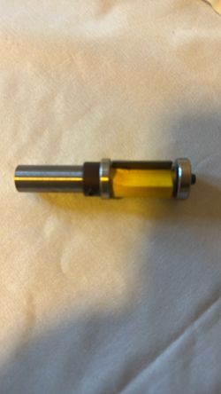 Flush Trim Router Bit with Bearing