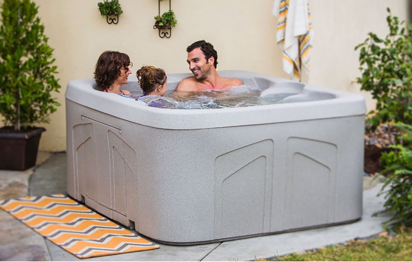 Bermuda Spa/ Hot Tub