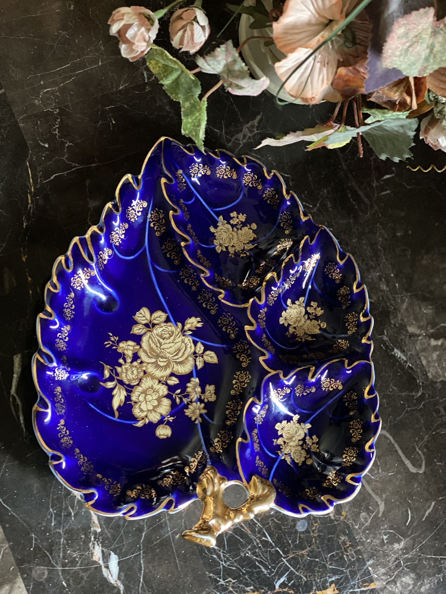 VINTAGE CZECH M.Z 1794 THUN COBALT PORCELAIN 24ct GOLD