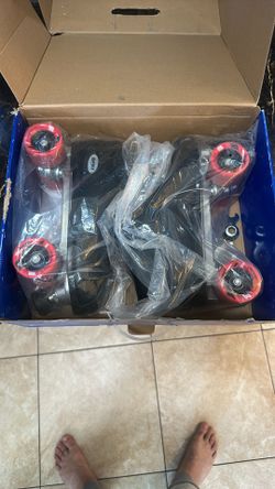 Size 13 Men Riedell Skates (Low Top)-like New