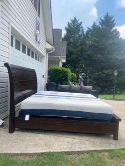 KING SIZED BED SLEIGH MANGO ROOMS TO GO